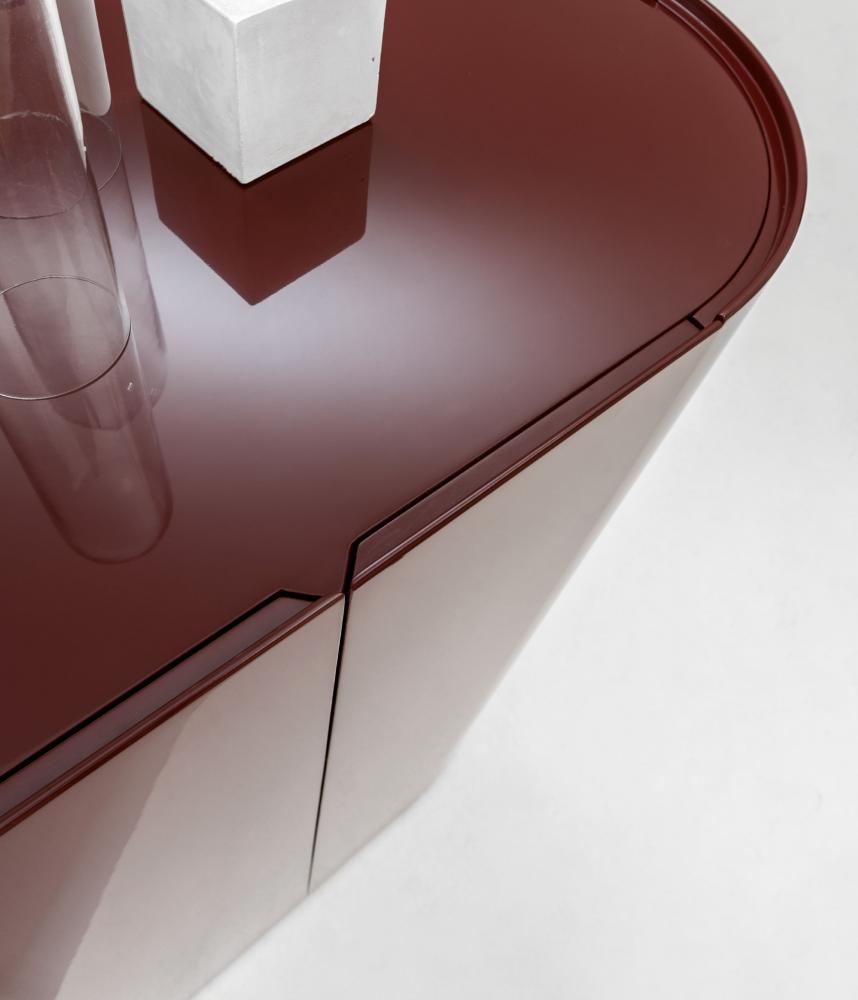 laurameroni luxury made to measure burgundy red interior design