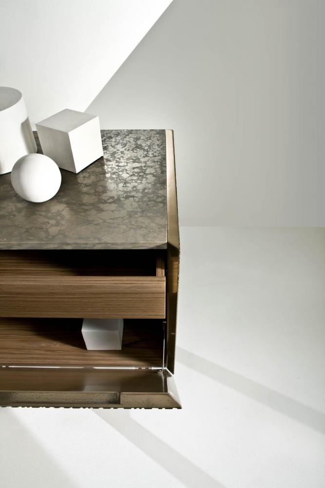 Low sideboard with Maxima surface in bronze liquid metal finish 
