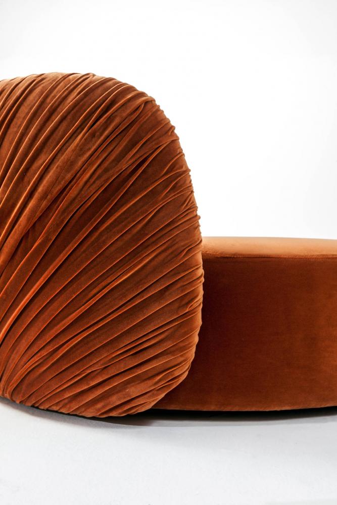 Drapè Round leather or velvet luxuxy rounded sofa with handmade pleats design