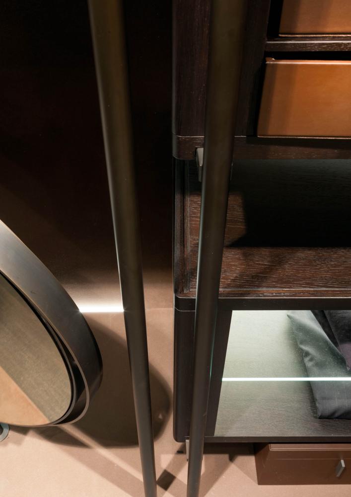 Harvey modular custom made luxury walk-in closet with aluminum structure