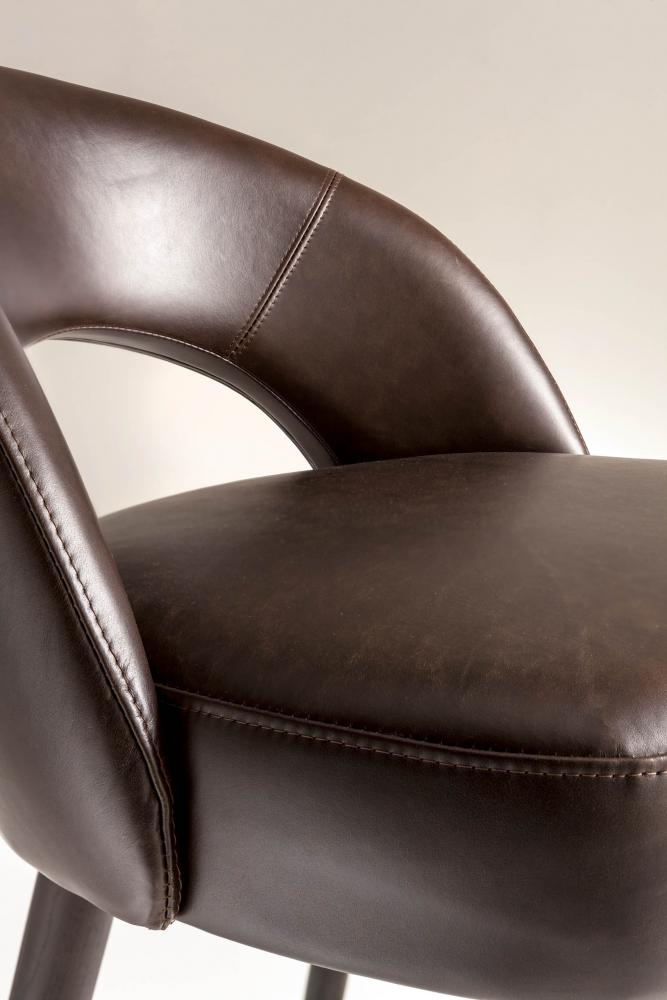 laurameroni bar high stool LV 102 S in dark brown precious savana leather