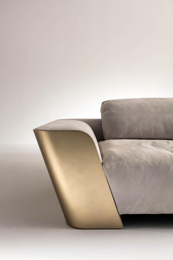 luxury modern design sofa in white nubuk leather and gold lacquered structure