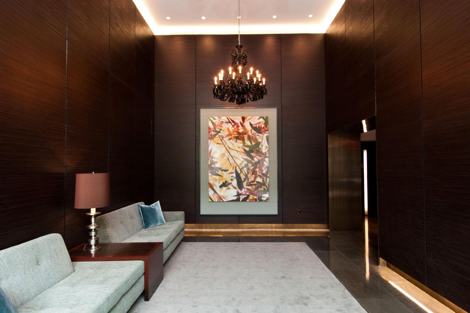 Decor Boiserie wall panels by Laurameroni inserted in the Rector Place interior design for a luxury modern lifestyle ambience