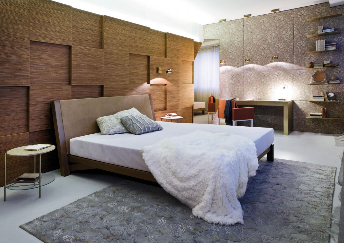 Laurameroni Design Showroom in Como Lake for a luxury modern decor inspiration
