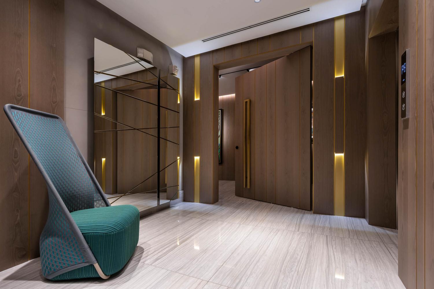 laurameroni exclusive made to measure furniture in a luxury contemporary loft in panama coco del mar