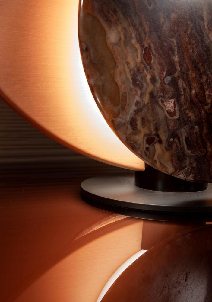 laurameroni customizable clis table lamp in metal and onyx