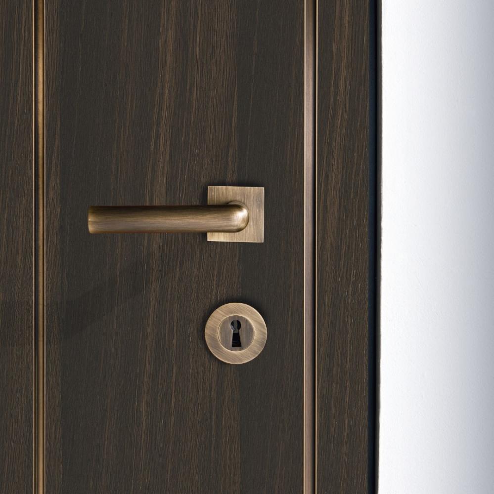 laurameroni made to measure elegant line hinged door in wood