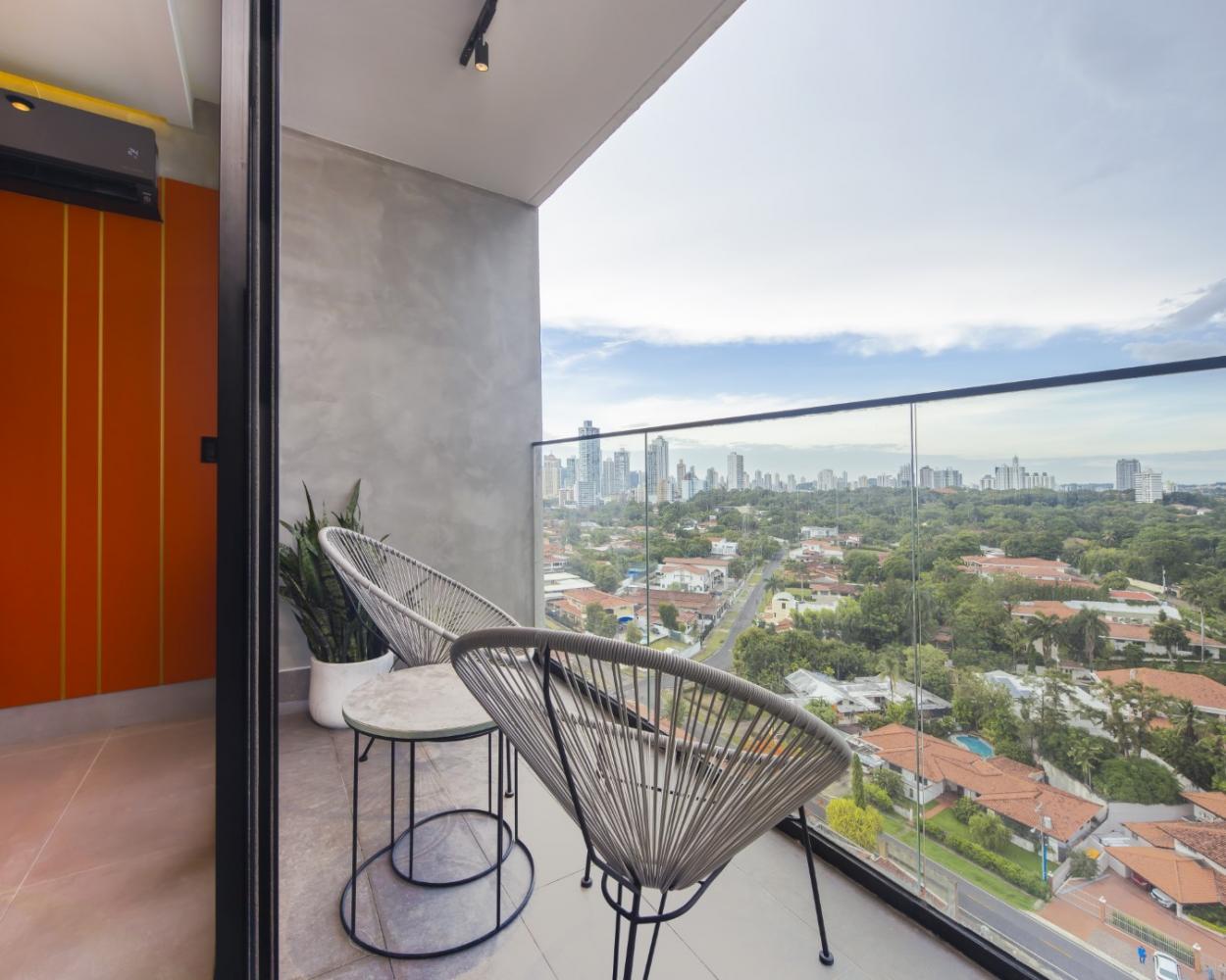 laurameroni orange wall panels in a modern flat in panama