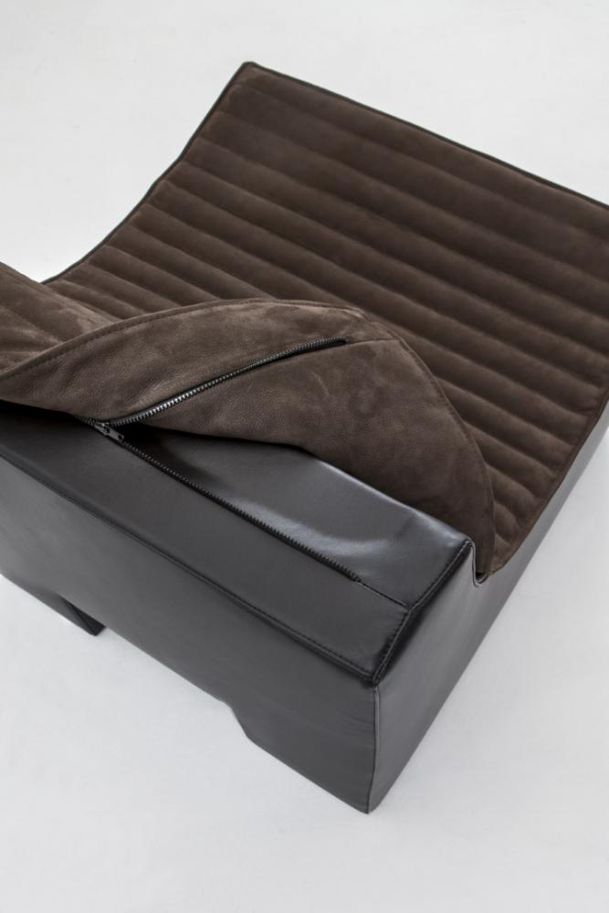 laurameroni customizable modern big armchair in leather or velvet