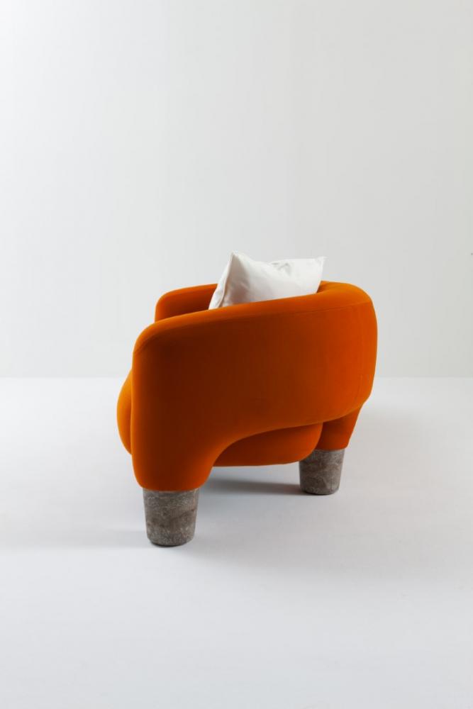 laurameroni customizable sofa with solid legs in marble or wood